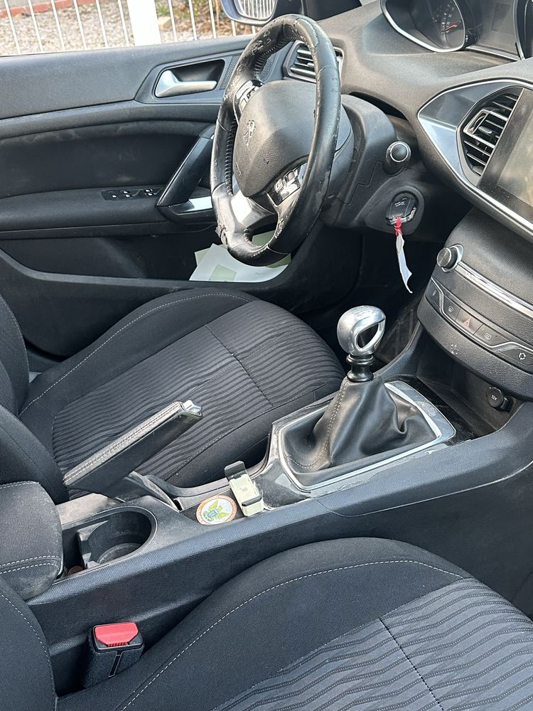 Peugeot 308 bom estado