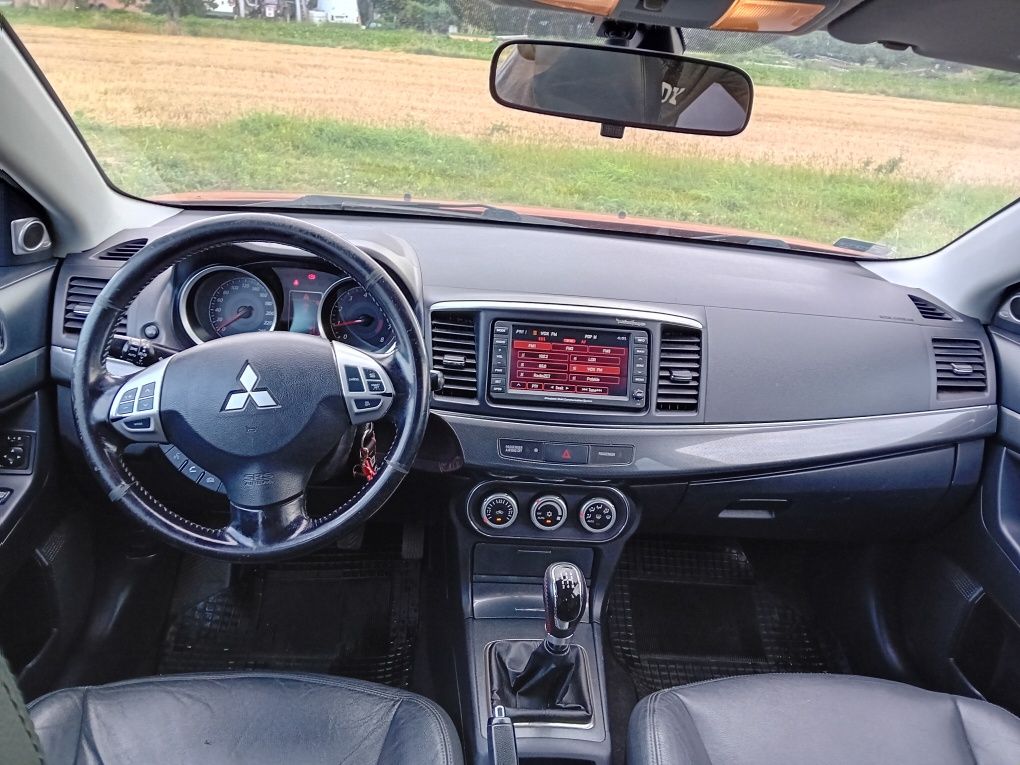 Mitsubishi Lancer 1.8 benzyna, bogata wersja, niski przebieg