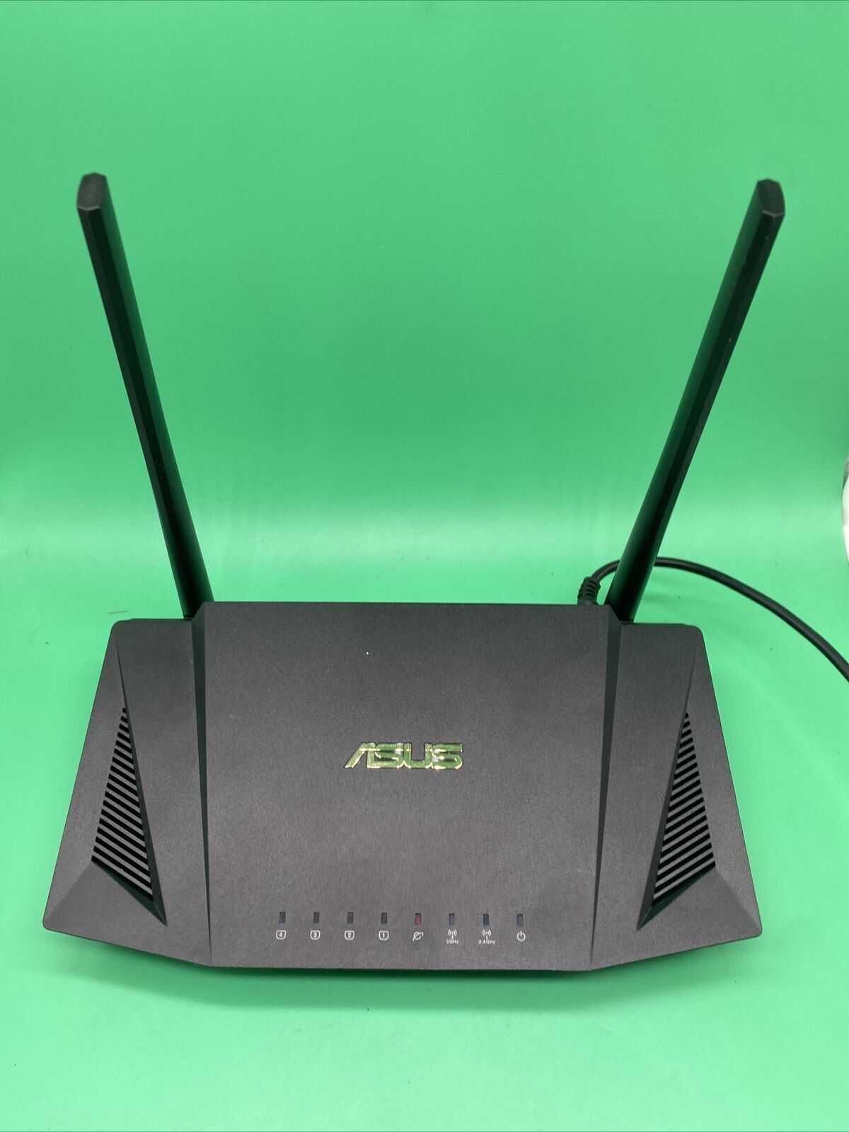 Бездротовий маршрутизатор (роутер) ASUS RT-AX56U 802.11ax Wi-Fi 6 VPN