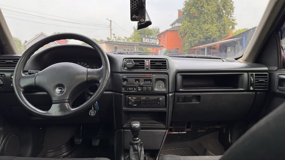Продам опель вектра а 1992р.