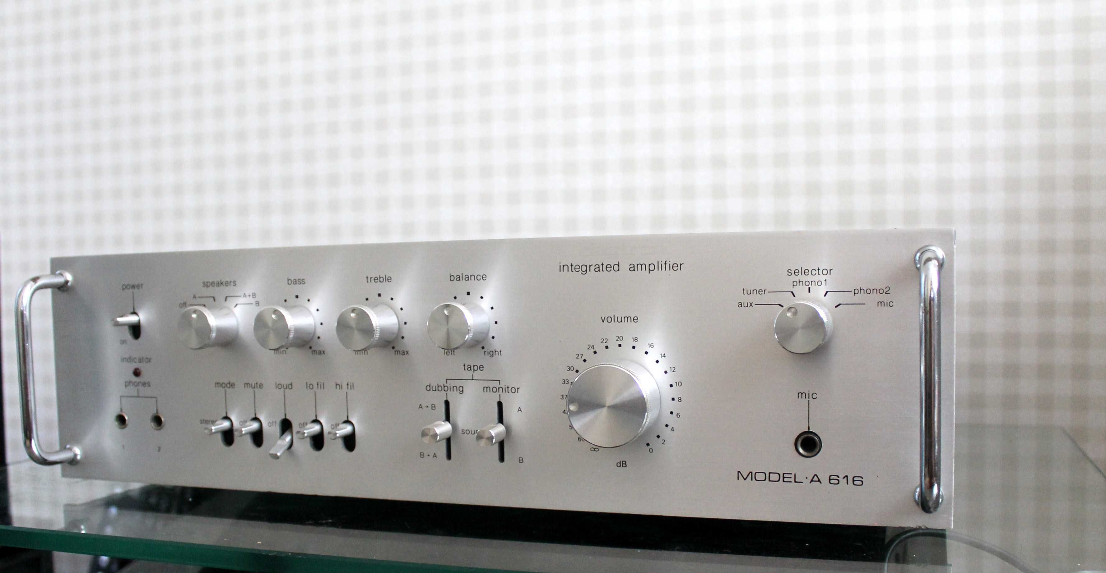 Усилитель Electown A 616 (Philips AH571) Вес более 12 Кг Идеал