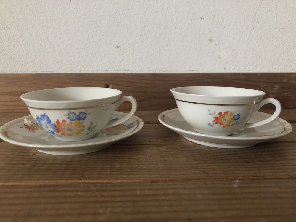 2 chavenas em porcelana Vista Alegre