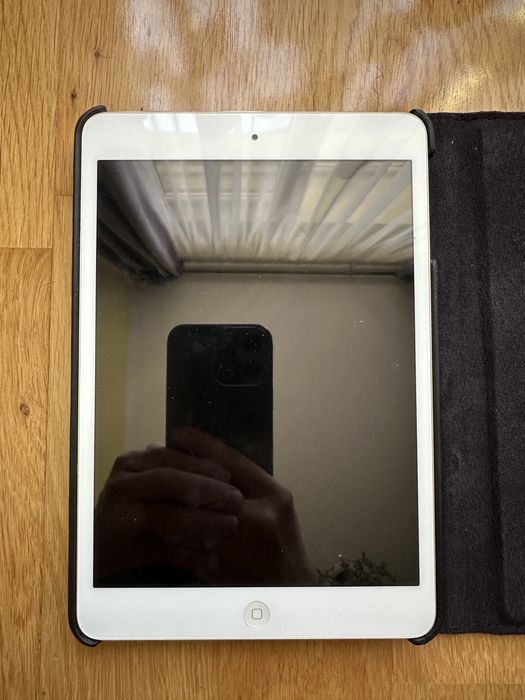 iPad mini  Wi-Fi