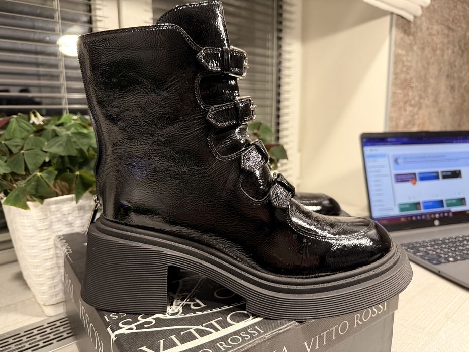 Кожаные ботинки р. 40 Витто Росси