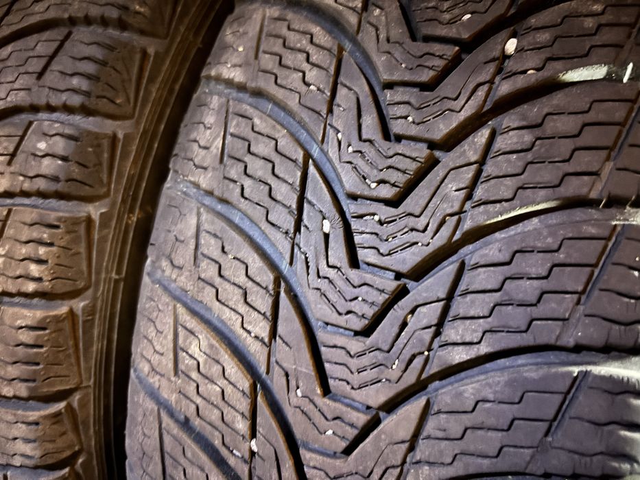 Komplet opon zimowych 205/55/16