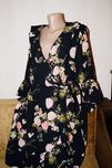 xl/ Яркое шикарное платье сукня с глубоким декольте в цветах