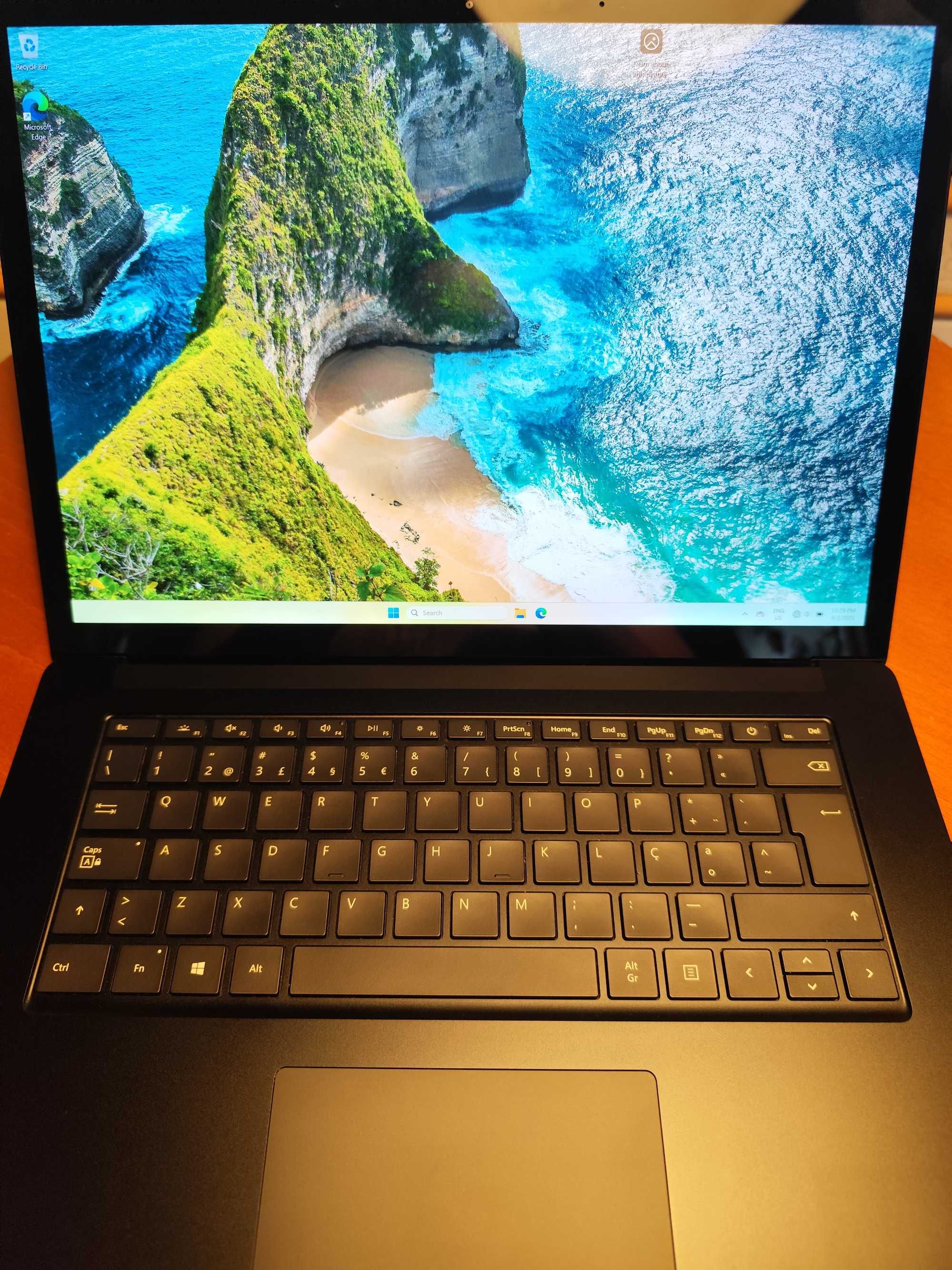 Surface Laptop 3 - I5 10gen+ 8GB + 256SSD