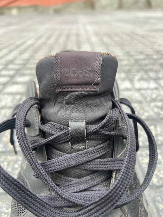 Sapatilhas Boss, tamanho 42