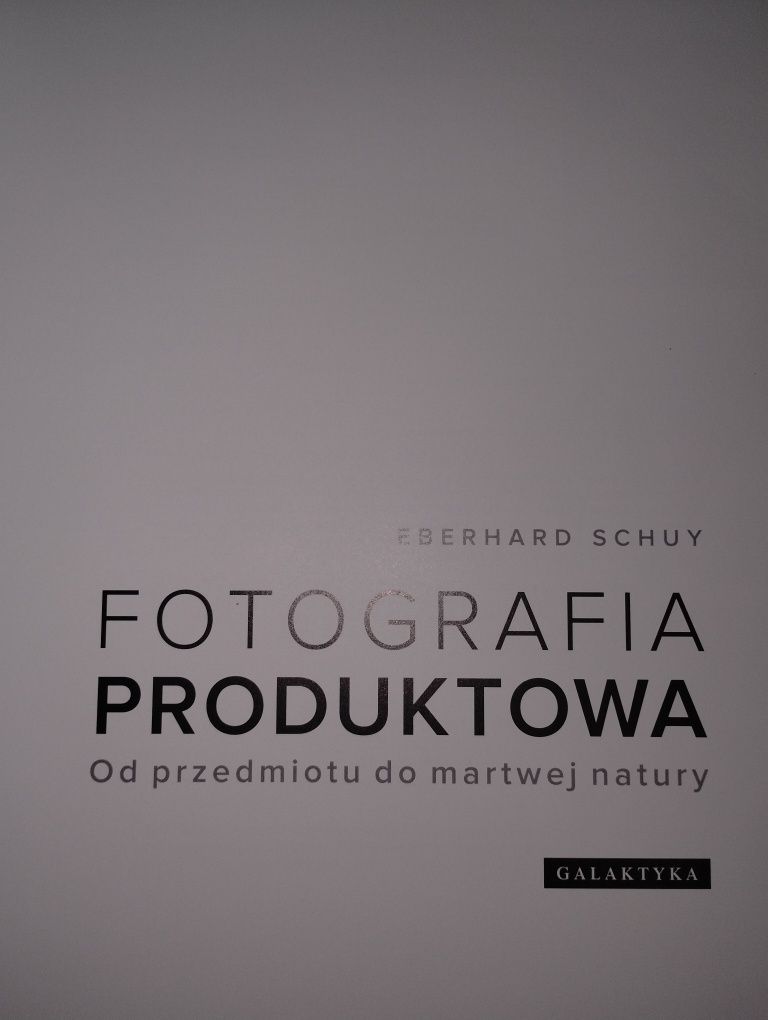 Fotografia produktowa od przedmiotu do martwej natury