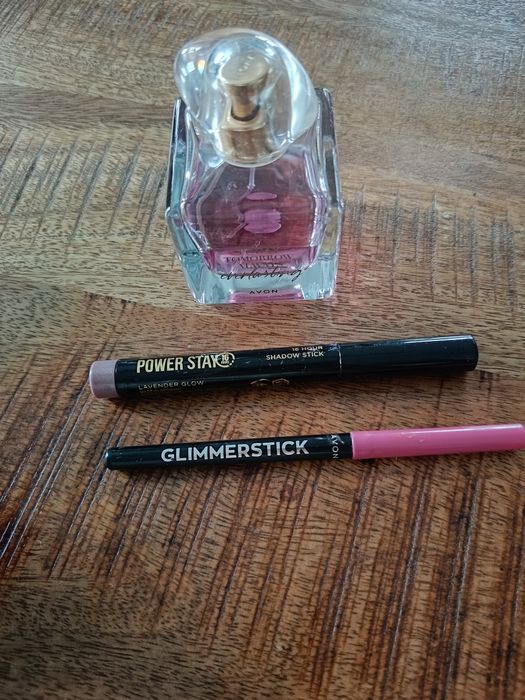 Today tomorrow always everlasting Avon cień i kontorówka do ust