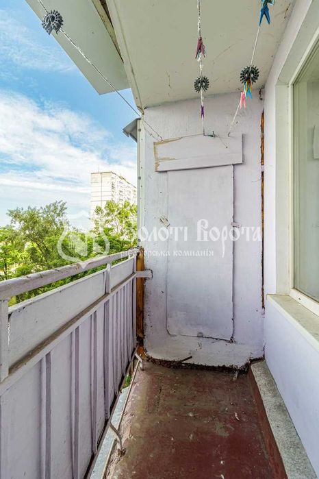 Видова квартира, 1к. Житловий стан. Березняківська 30, Березняки