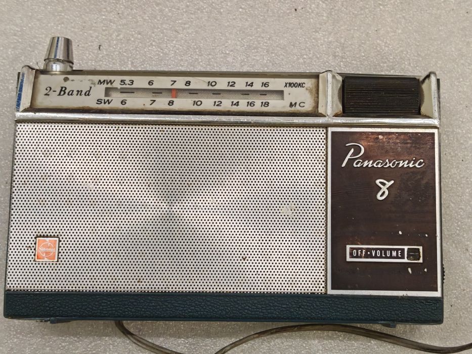Stare radio Panasonic R-807j antyk zabytek vintage retro