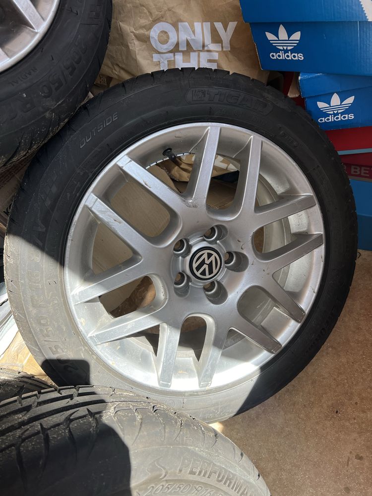 Продам диски BBS montreal 5/100 16R