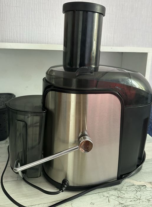 Соковыжималка Scarlett SC-015 (850 Вт)
