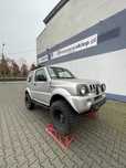 Suzuki Jimny - profesjonalnie zmodyfikowany, idealny dla entuzjasty offroad'u