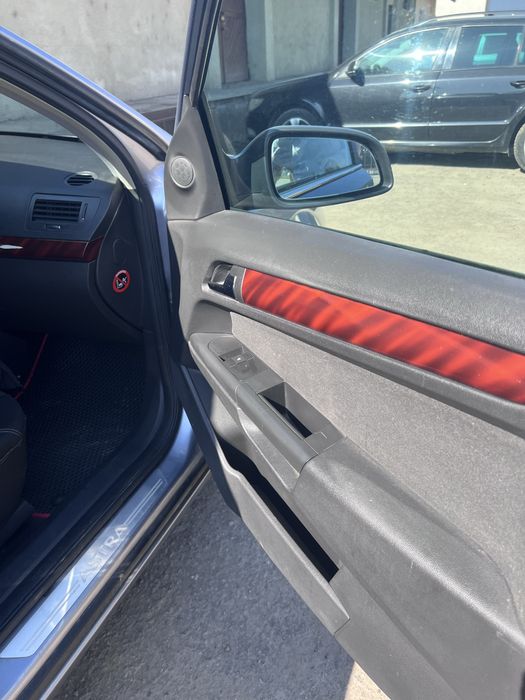 Авто Опель Астра