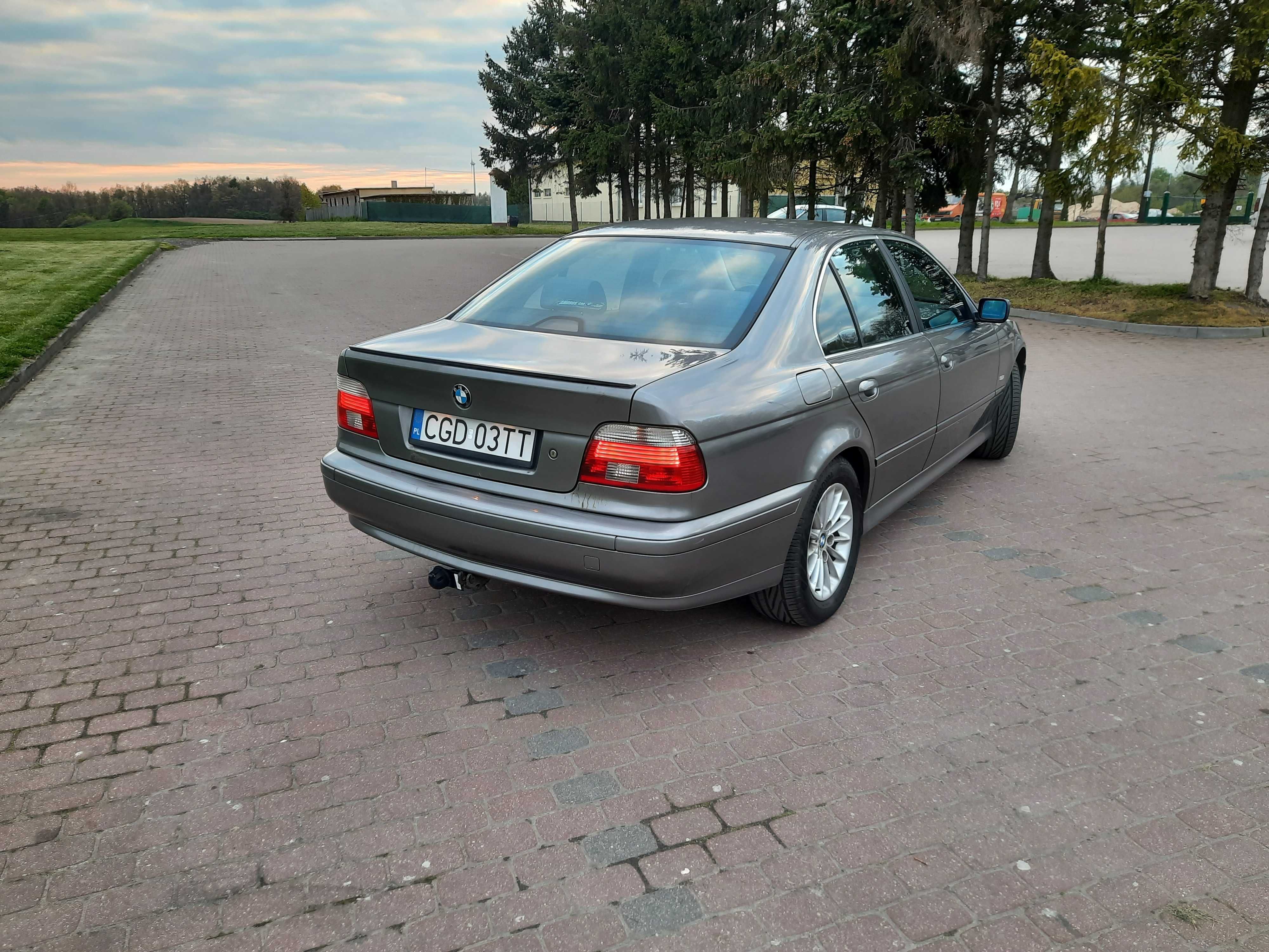 BMW E39 525i 192 KM M54 manual xenon - prawie 10 lat w jednych rękach