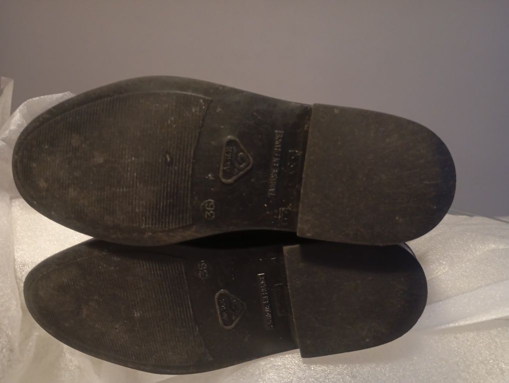 Sapatilhas New balance N36/ Botas Aigle N36