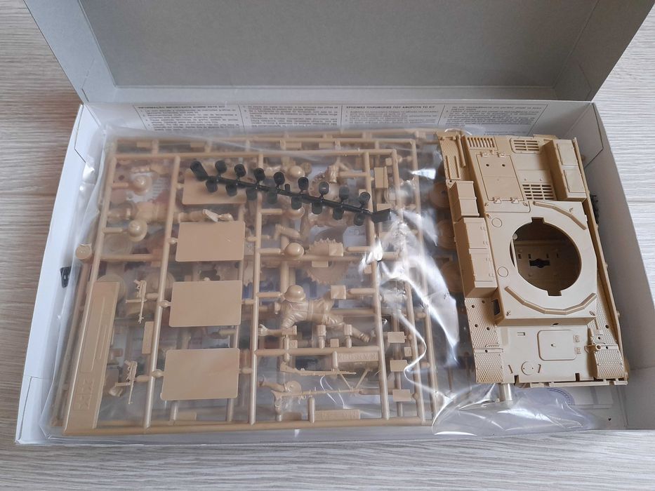 Tamiya Panzerkampfwagen II Ausf. F/G model 1:35 kolekcja 1971r wojna