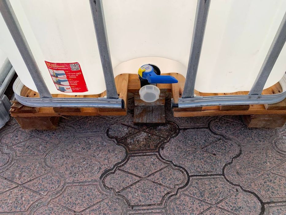 Єврокуб 1000 л - Єврокуби на піддоні