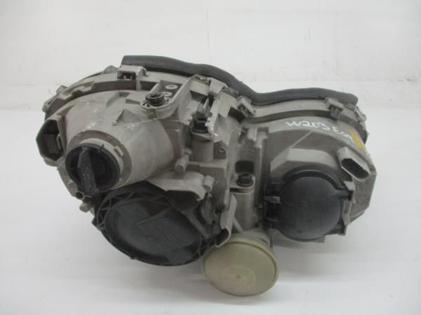 Ótica / farol esquerda MERCEDES-BENZ Classe C (W203)