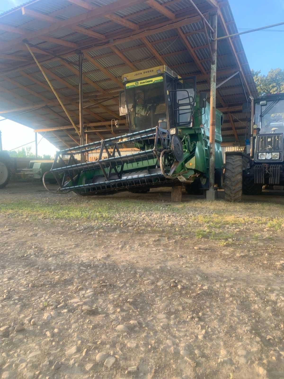 продам комбайн John Deere 1042