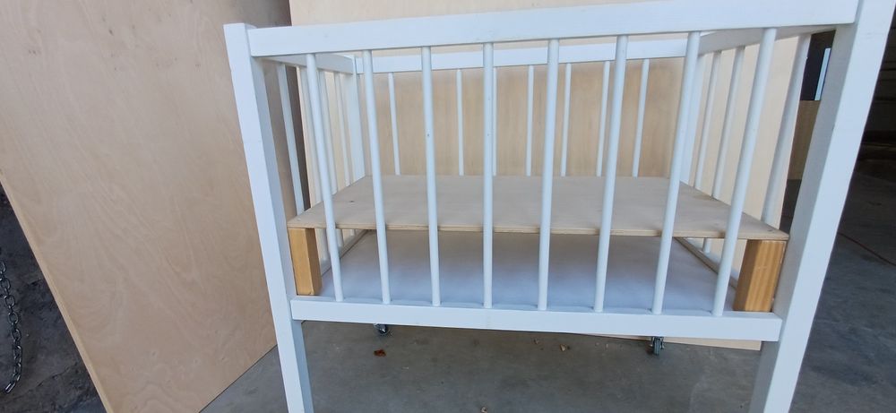 Łóżeczko dziecięce jeżdżące