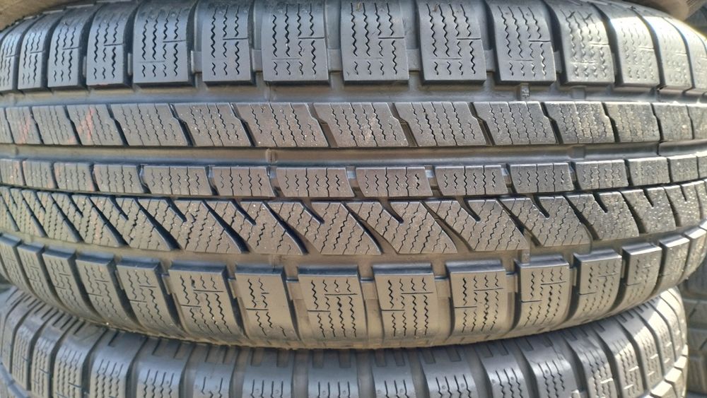 215/65/R16 Bridgestone Blizzak LM 30