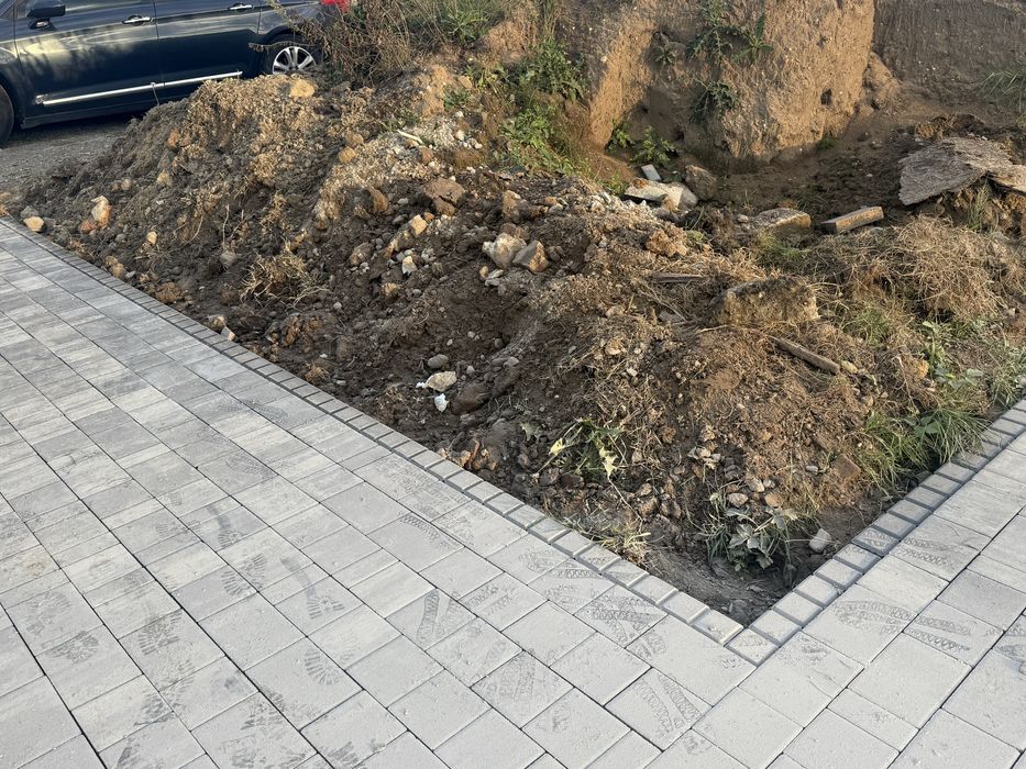 Oddam ziemie z gruzem