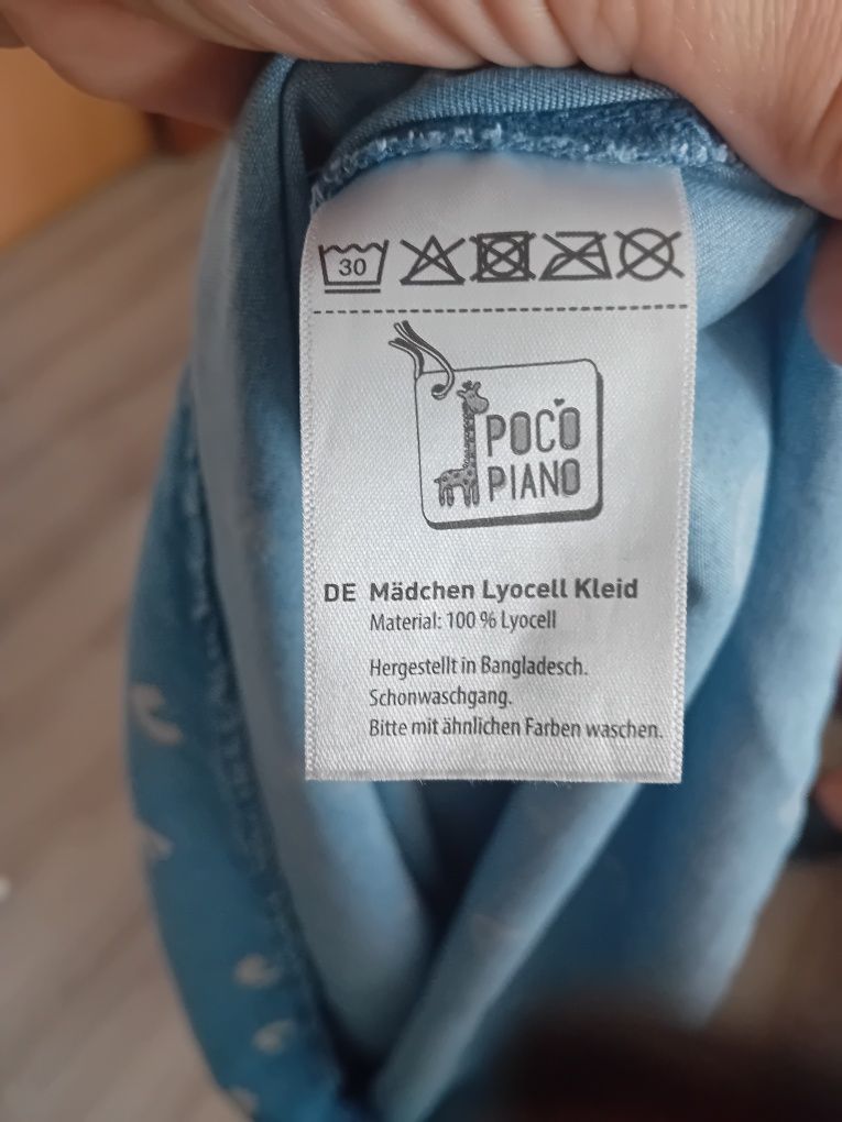Sukienka dla dziewczynki z lyocellu. Rozmiar 110cm.