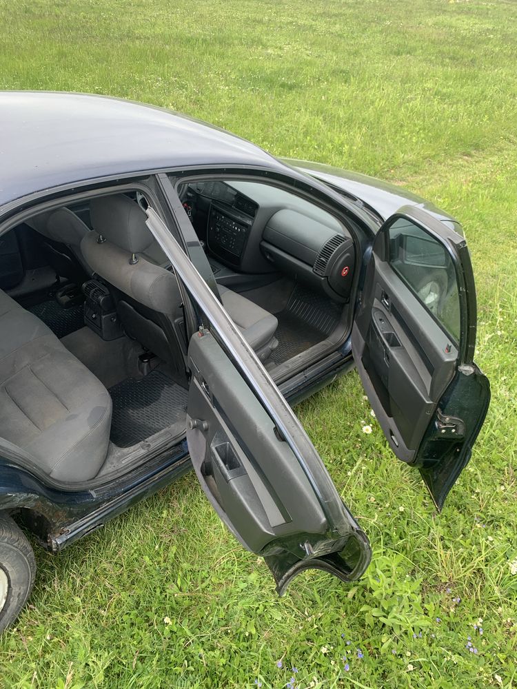 Opel Omega B 2001 2.2 Бензин