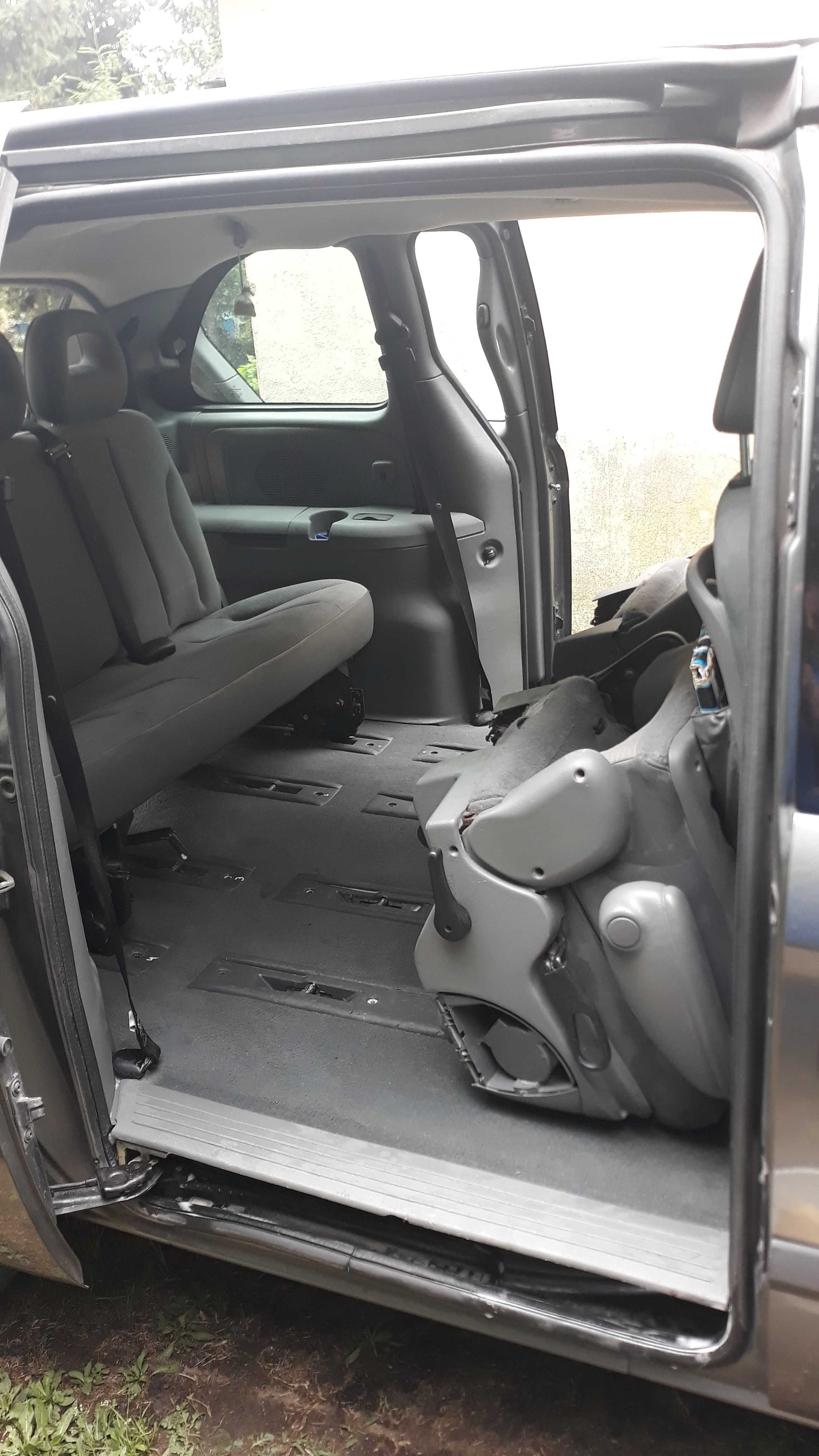 Chrysler Voyager IV, 2007r. , 3,3 b/lpg, w prywatnym użytkowaniu.