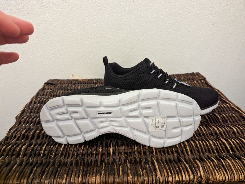 Оригінальні кросівки від Skechers SNEAKER PURE GENIUS 36р.  23 см