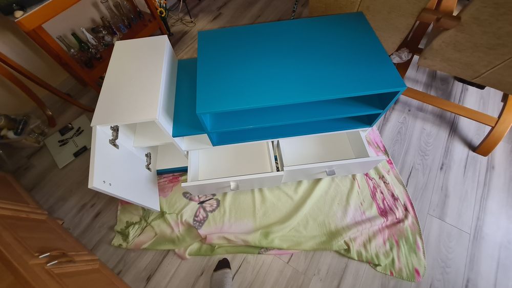 Szafka pod telewizor