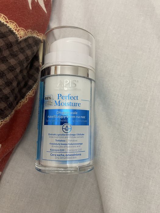 Nawilżający krem do twarzy na noc