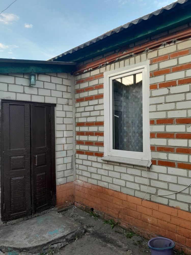 Продам дом, Чугуевский район, Введенка, 4 комнаты + флигель