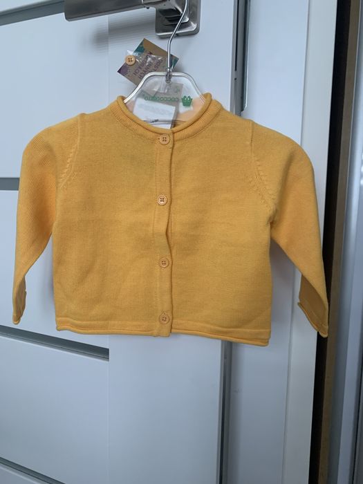 Sweterek dla dziewczynki coccodrilo rozmiar 74