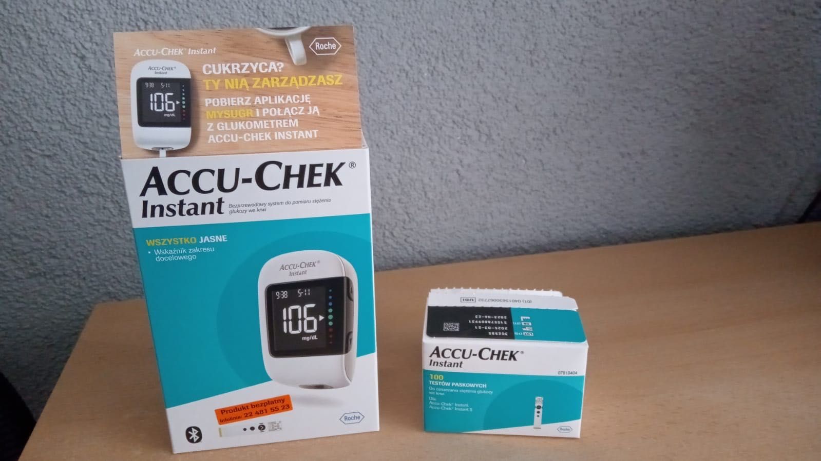 Глюкометр Accu-Chek Instant + 100 додаткових тест смужок Німеччина