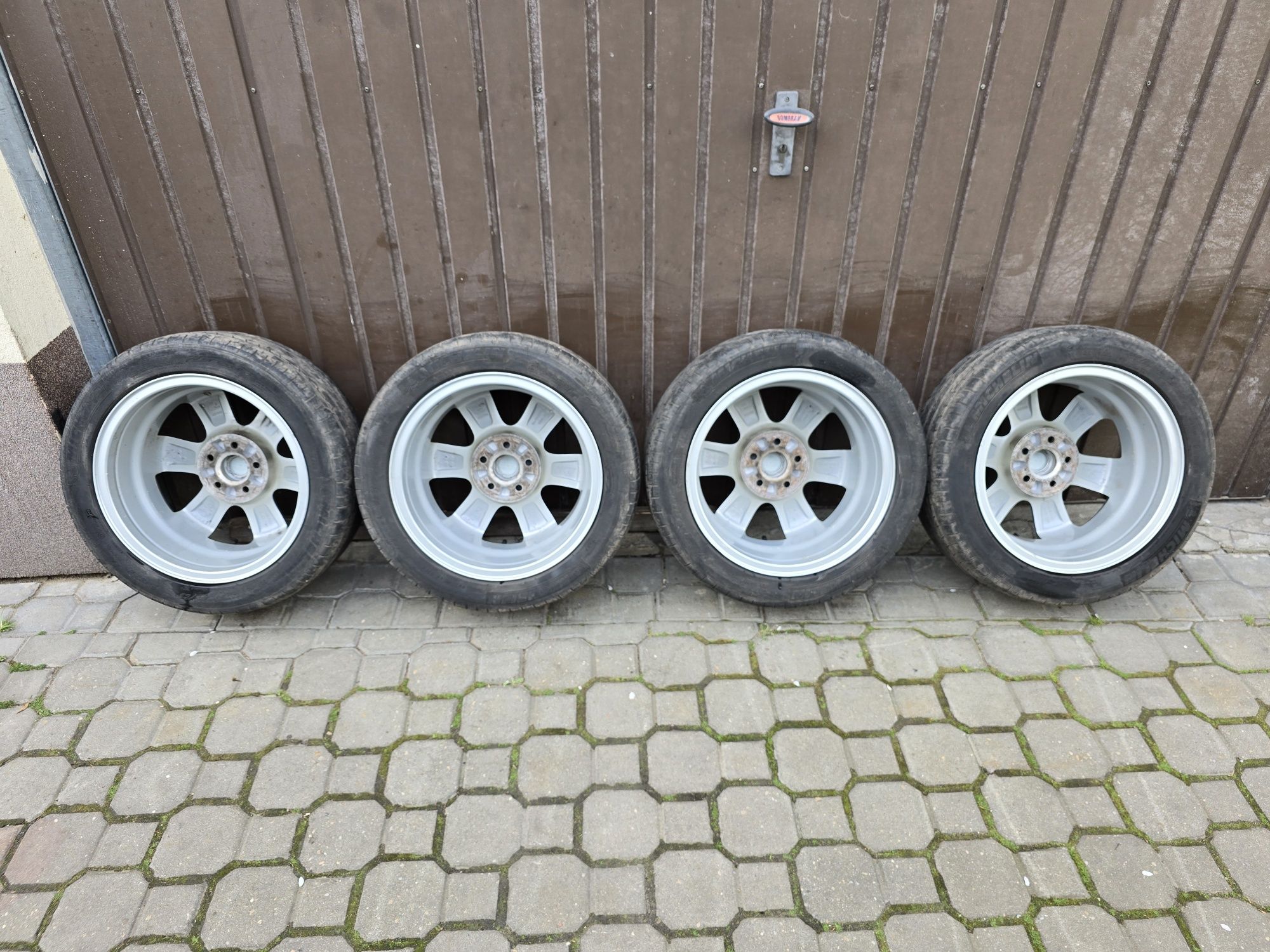 Felgi z oponami 195/50R15 Skoda Fabia 5x100 Ibiza Polo Octavia 15"