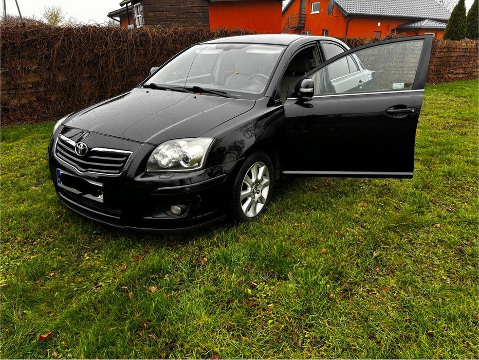Toyota Avensis 2.2 D4D 2007 W pełni sprawna Xenon