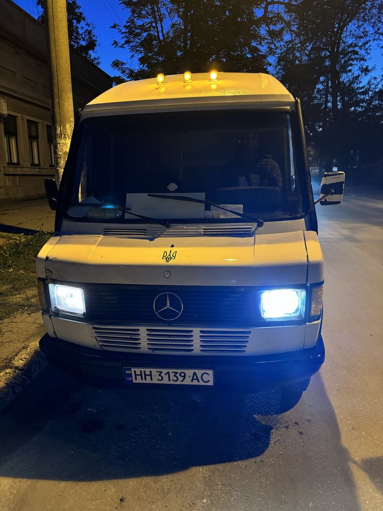 Мерседес чиривик 208д