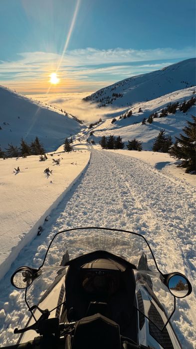 Катання на снігоходах. Драгобрат