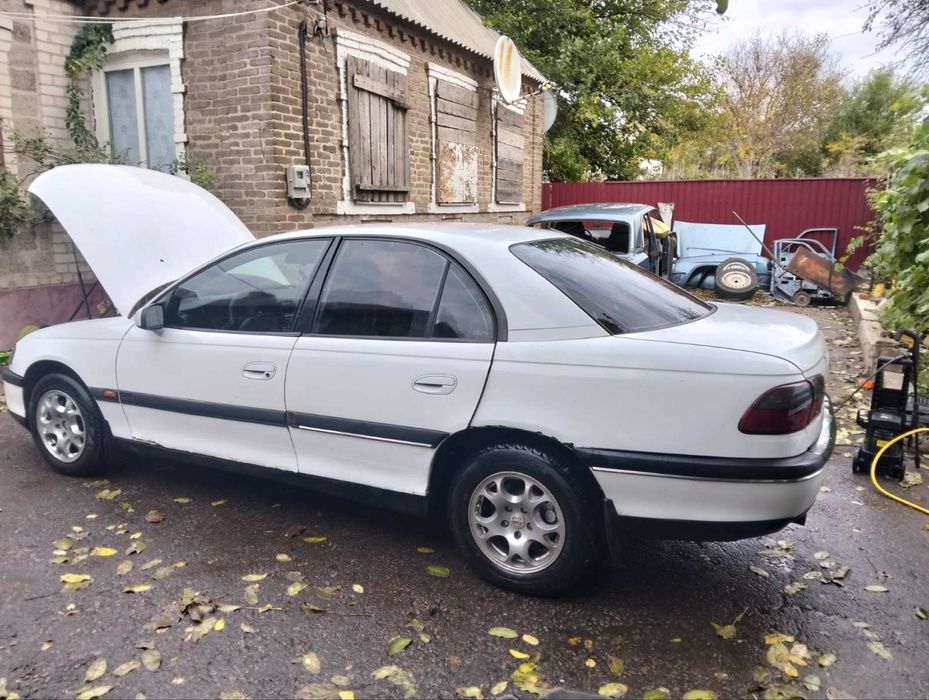 Продам ( обменяю) авто Опель омега В