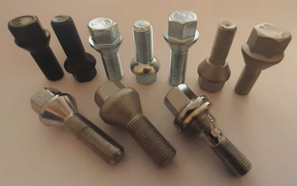 Болты колесные Гайка колесная Крепеж дисков Шпильки
