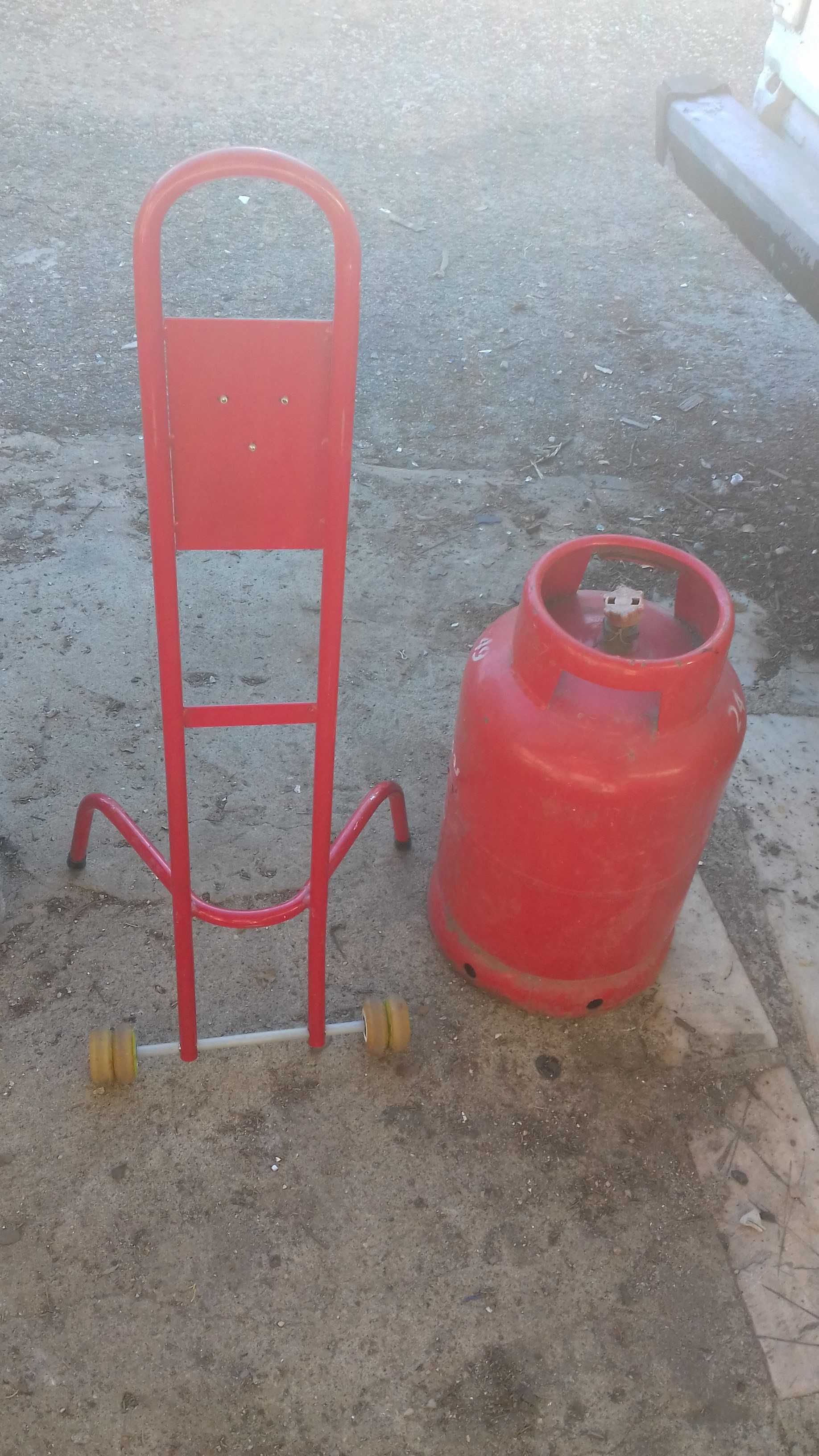 Carrinho de carga.