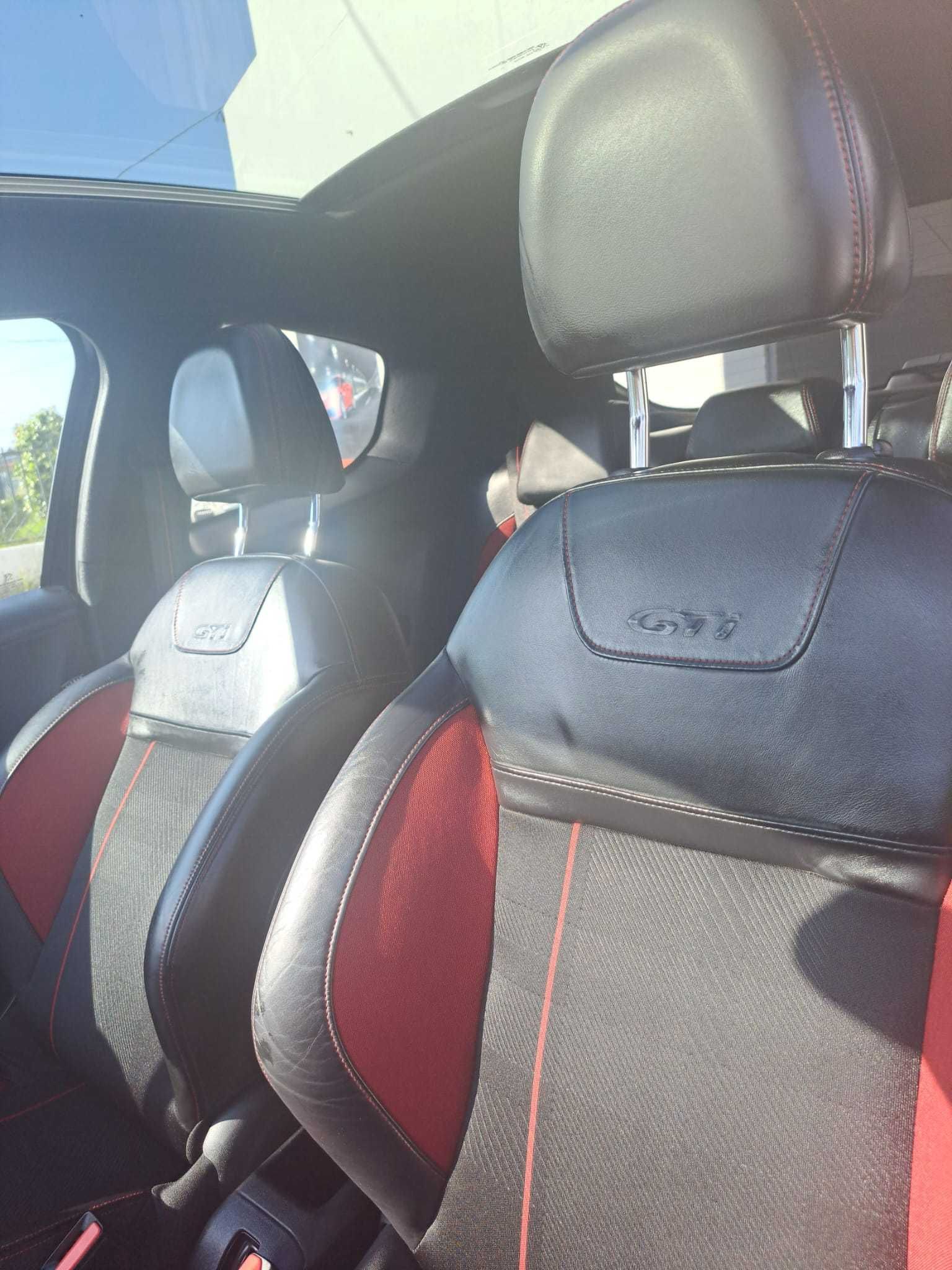 Peugeot 208 THP GTI