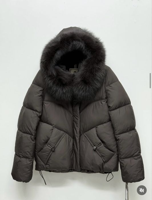 Куртка зимова нова