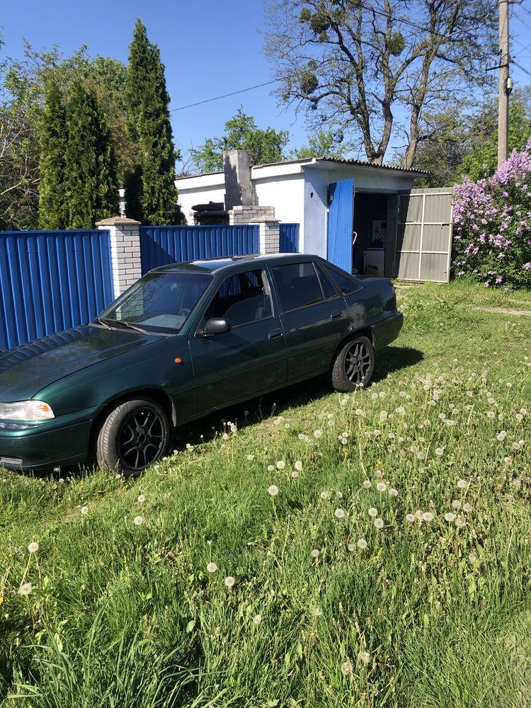 Продам део нексия