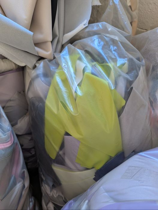 Ścinki skaju różnej wielkości