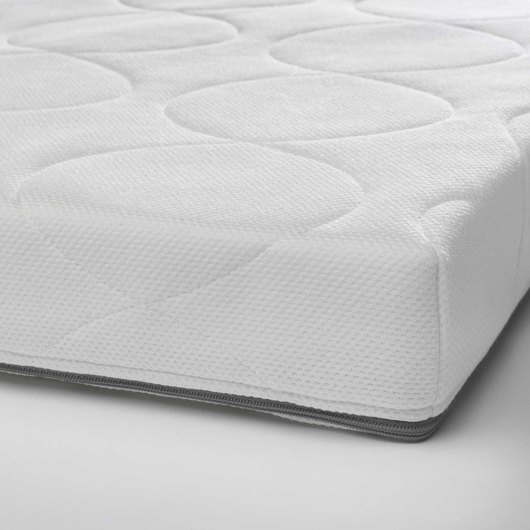 IKEA JÄTTETRÖTT Materac piankowy do łóżeczka, biały, 70x140cm